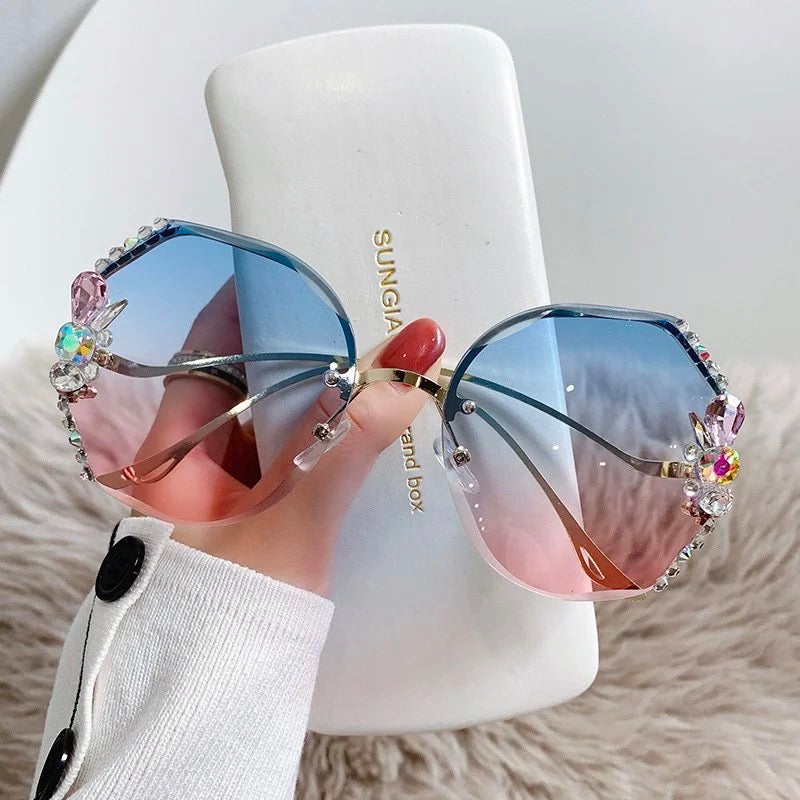 Venetian Round Gradient Pearl Sunglasses