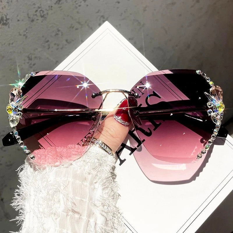 Venetian Round Gradient Pearl Sunglasses