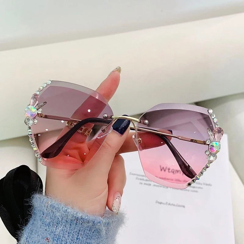 Venetian Round Gradient Pearl Sunglasses