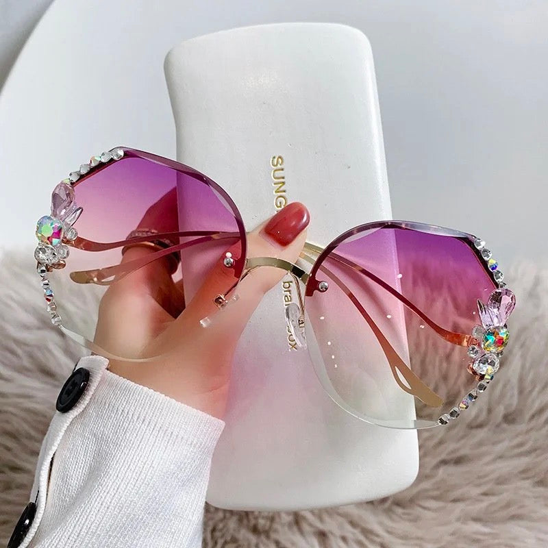 Venetian Round Gradient Pearl Sunglasses
