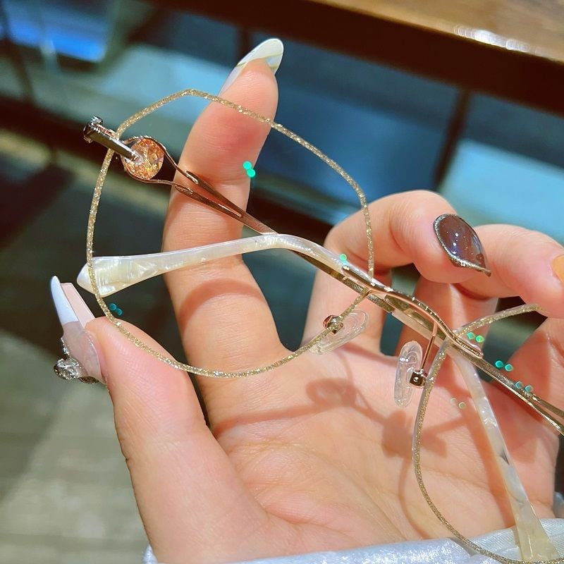 Anti-blue light presbyopia glasses