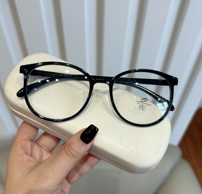 Anti-fatigue reading glasses