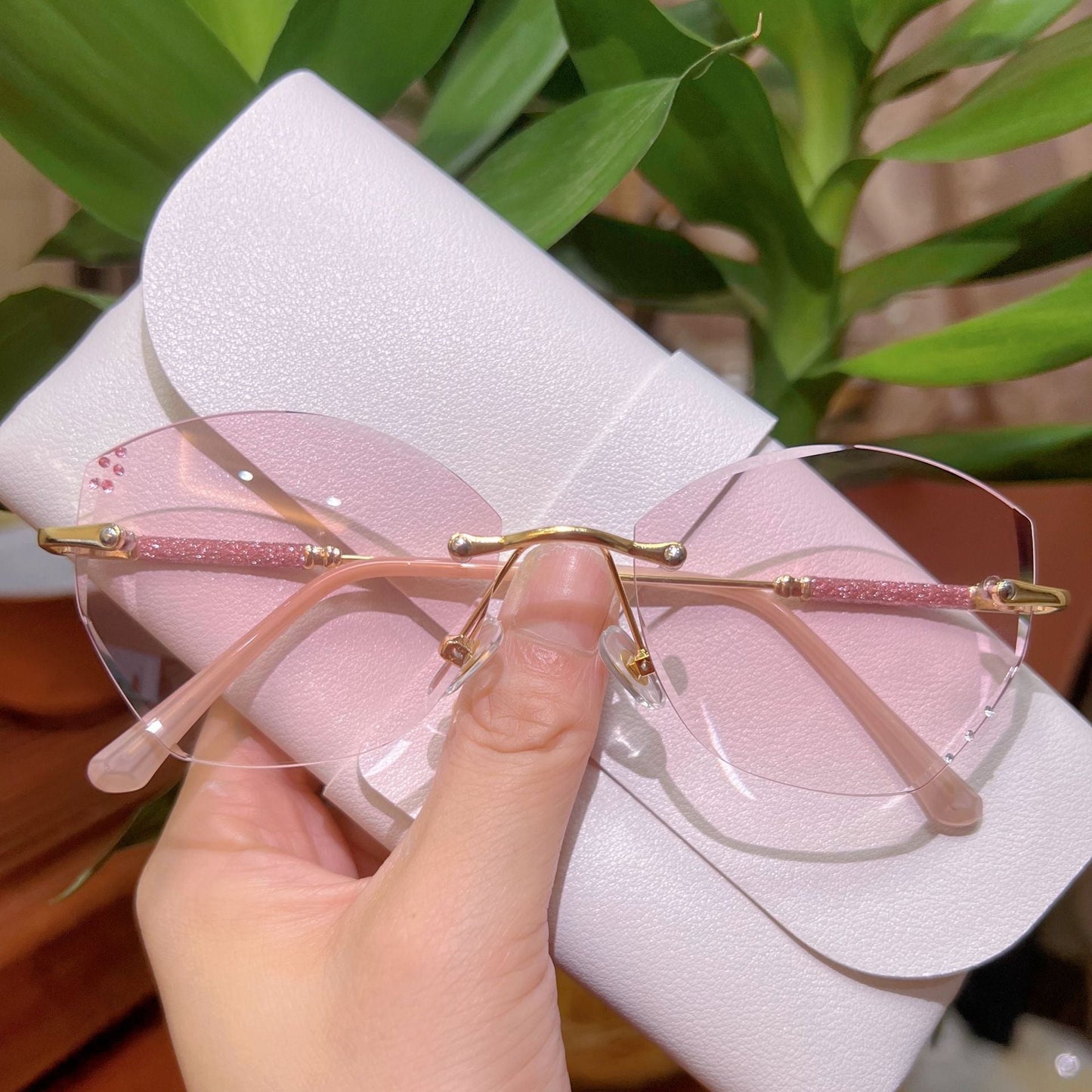 Anti-blue light reading glasses