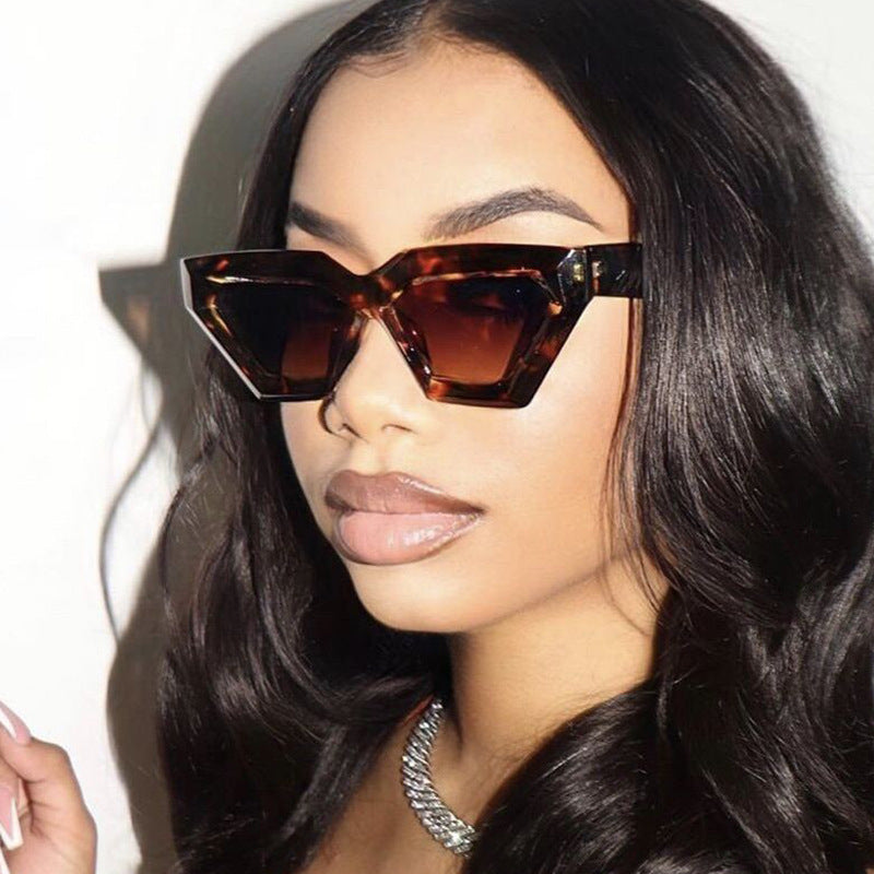 Eyehoo Women Classic Cat Eye Sunglasses