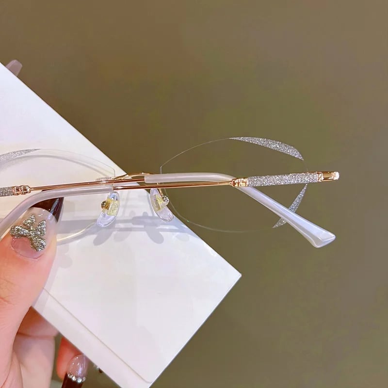 Anti-blue light presbyopia glasses