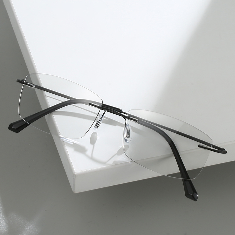 Anti-blue light color-changing glasses
