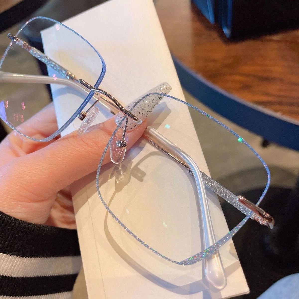 Presbyopia glasses anti-blue light