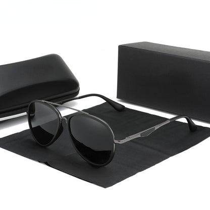 Brand Classic Pilot Polarized Sunglasses