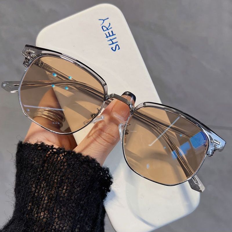 Retro half-rim color changing glasses for myopia