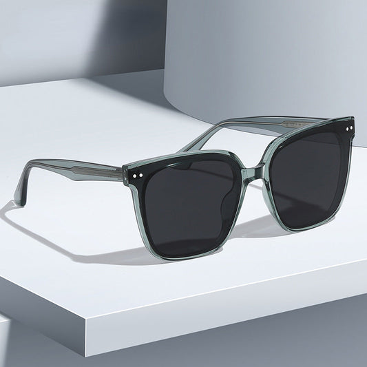 Large frame polarized sunglasses